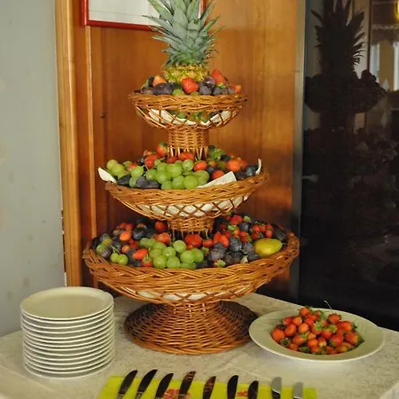 Konukevi Pri Vidrgarju